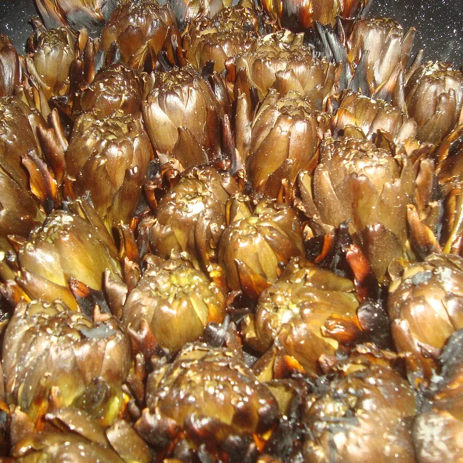 Alcachofa a la brasa a la brasa