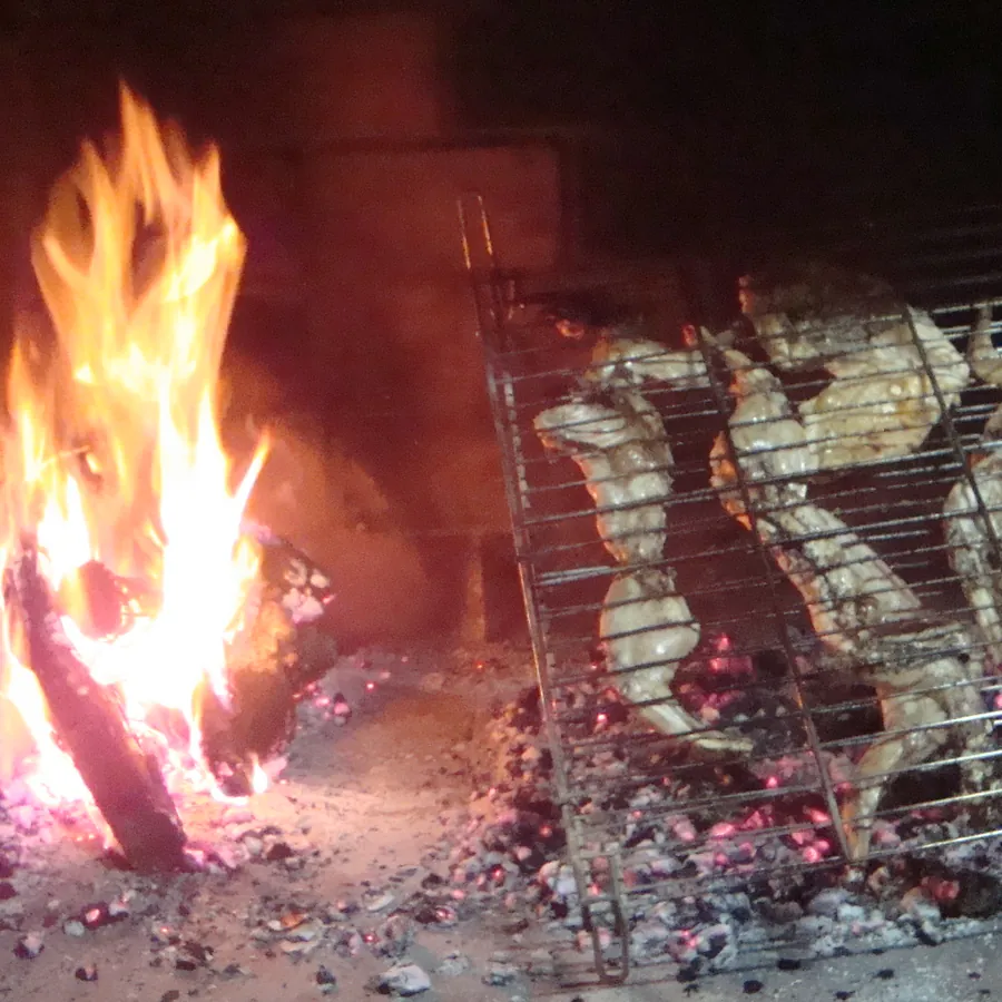Conejo entero a la brasa
